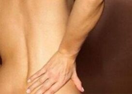 A gerinc osteochondrosis jelei és tünetei